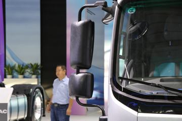 ���� ˧��HS7 4.5T 4.18�׵��Ų��ʽ��϶��������Ῠ17.28kWhͼƬ