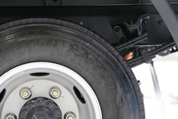 ���� ˧��HS7 4.5T 4.18�׵��Ų��ʽ��϶��������Ῠ17.28kWhͼƬ