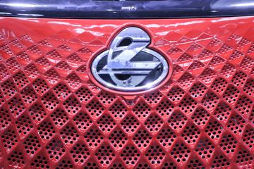 �������� ����H5V 480���� 6X4 LNGǣ����(LZ4250H7DM1)ͼƬ