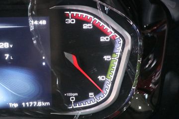 �������� ����H5V 480���� 6X4 LNGǣ����(LZ4250H7DM1)ͼƬ