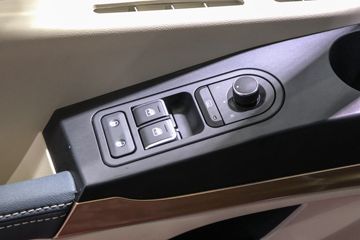 �������� ����H5V 480���� 6X4 LNGǣ����(LZ4250H7DM1)ͼƬ