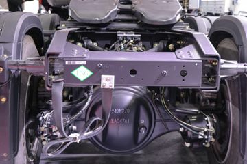 �������� ����H5V 480���� 6X4 LNGǣ����(LZ4250H7DM1)ͼƬ