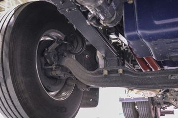 �������� ����H5V 480���� 6X4 LNGǣ����(LZ4250H7DM1)ͼƬ