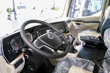 �������� ����H5V 270���� 4X2 6.8�ײ�դʽ�ػ���ͼƬ