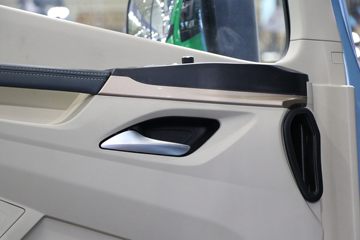 �������� ����H5V 270���� 4X2 6.8�ײ�դʽ�ػ���ͼƬ