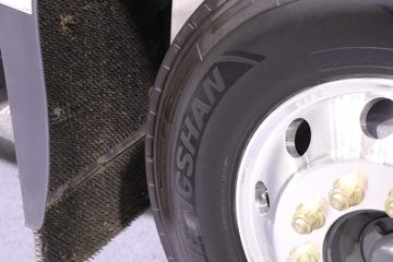 �������� ����H5V 270���� 4X2 6.8�ײ�դʽ�ػ���ͼƬ