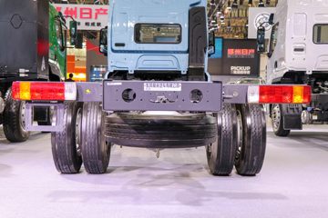 �������� ����H5V 270���� 4X2 6.8�ײ�դʽ�ػ���ͼƬ