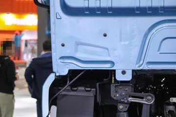 �������� ����H5V 270���� 4X2 6.8�ײ�դʽ�ػ���ͼƬ