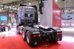 东风柳汽 乘龙HK 680马力 6X4 AMT自动档牵引车(法士特变速箱)