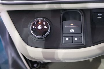 �������� ����HK 680���� 6X4 AMT�Զ���ǣ����(��ʿ�ر�����)ͼƬ