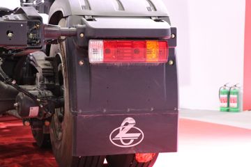 �������� ����HK 680���� 6X4 AMT�Զ���ǣ����(��ʿ�ر�����)ͼƬ