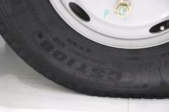 江淮 领跑ES6 4.5T 4.15米单排插电式混合动力厢式轻卡17.28kWh