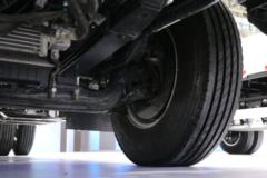 江淮 领跑ES6 4.5T 4.15米单排插电式混合动力厢式轻卡17.28kWh