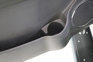 ����T6 �ھ��� 2.8T���� 120���� ���� ����˫��Ƥ��ͼƬ