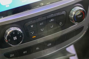 ����T6 �ھ��� 2.8T���� 120���� ���� ����˫��Ƥ��ͼƬ