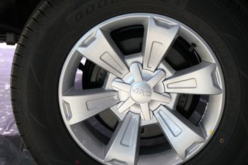 ����T6 �ھ��� 2.8T���� 120���� ���� ����˫��Ƥ��ͼƬ