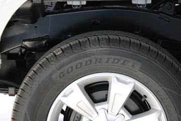 ����T6 �ھ��� 2.8T���� 120���� ���� ����˫��Ƥ��ͼƬ