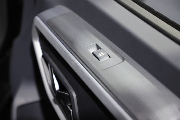 ����ɷ� ����V9E 4.5T 3�� 5.94�״��綯��ʽ���䳵77.28kWhͼƬ