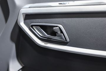����ɷ� ����V9E 4.5T 3�� 5.94�״��綯��ʽ���䳵77.28kWhͼƬ