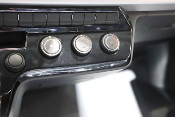 ����ɷ� ����V9E 4.5T 3�� 5.94�״��綯��ʽ���䳵77.28kWhͼƬ