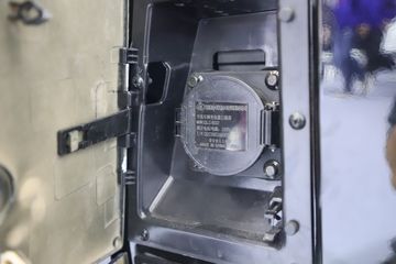 ����ɷ� ����V9E 4.5T 3�� 5.94�״��綯��ʽ���䳵77.28kWhͼƬ