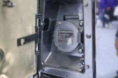 东风股份 御风V9E 4.5T 3座 5.94米纯电动厢式运输车77.28kWh