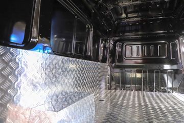 ����ɷ� ����V9E 4.5T 3�� 5.94�״��綯��ʽ���䳵77.28kWhͼƬ