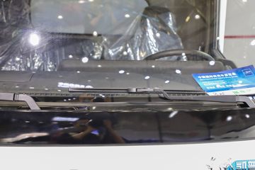 ����ɷ� EV360 4.5T 4.2�׵��Ŵ��綯��ʽ�Ῠ81.14kWhͼƬ