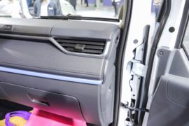 EV360&nbsp;电动载货车内饰图片