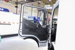 东风股份 EV360 4.5T 4.2米单排纯电动厢式轻卡81.14kWh