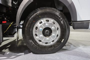 ����ɷ� EV360 4.5T 4.2�׵��Ŵ��綯��ʽ�Ῠ81.14kWhͼƬ