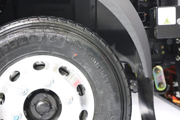 ����ɷ� EV360 4.5T 4.2�׵��Ŵ��綯��ʽ�Ῠ81.14kWhͼƬ