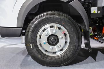 ����ɷ� EV360 4.5T 4.2�׵��Ŵ��綯��ʽ�Ῠ81.14kWhͼƬ