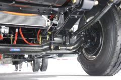 东风股份 EV360 4.5T 4.2米单排纯电动厢式轻卡81.14kWh