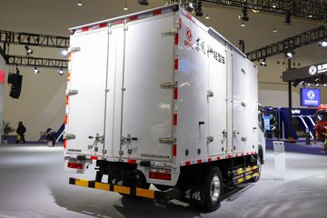 ����ɷ� EV360 4.5T 4.2�׵��Ŵ��綯��ʽ�Ῠ81.14kWhͼƬ