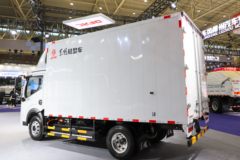 东风股份 EV360 4.5T 4.2米单排纯电动厢式轻卡81.14kWh