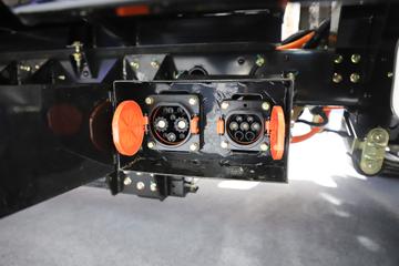ɷ EV180 ׼ 3.5T 3.99׵Ŵ綯΢50.176kWhͼƬ