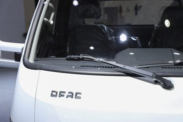 ����ɷ� EV200 ����� 4.5T 3.965�׵��Ŵ��綯��ʽ�Ῠ59.409kWhͼƬ