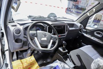 ����ɷ� EV200 ����� 4.5T 3.965�׵��Ŵ��綯��ʽ�Ῠ59.409kWhͼƬ