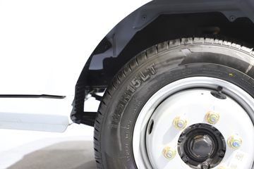 ����ɷ� EV200 ����� 4.5T 3.965�׵��Ŵ��綯��ʽ�Ῠ59.409kWhͼƬ