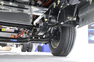 ����ɷ� EV200 ����� 4.5T 3.965�׵��Ŵ��綯��ʽ�Ῠ59.409kWhͼƬ