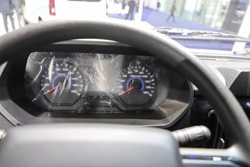 �Ͼ���ά�� �µ��� 4.3T 5.995�״��綯�����ʽ����61.56kWhͼƬ