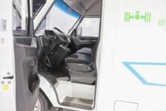南京依维柯 新得意 4.3T 5.995米纯电动封闭厢式货车61.56kWh