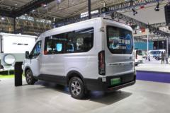 江铃汽车 E全顺  3.5T 9座 5.498米纯电动轻客