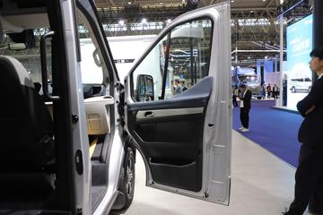 �������� Eȫ˳  3.5T 9�� 5.498�״��綯���ͼƬ