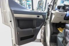 江铃汽车 E全顺  3.5T 9座 5.498米纯电动轻客