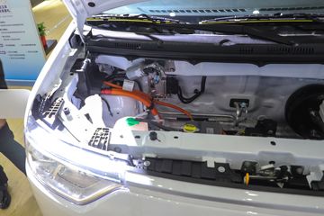 EC75 ׼泬Խ͢ 2 綯ջ дº41.85kWhͼƬ