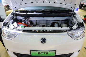 EC75 ׼泬Խ͢ 2 綯ջ дº41.85kWhͼƬ