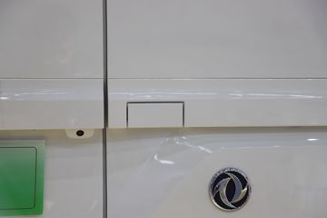 EC75 ׼泬Խ͢ 2 綯ջ дº41.85kWhͼƬ