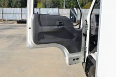 江铃 顺达小卡 122马力 4X2 3.68米冷藏车(国六)(JX5041XLCTC26)